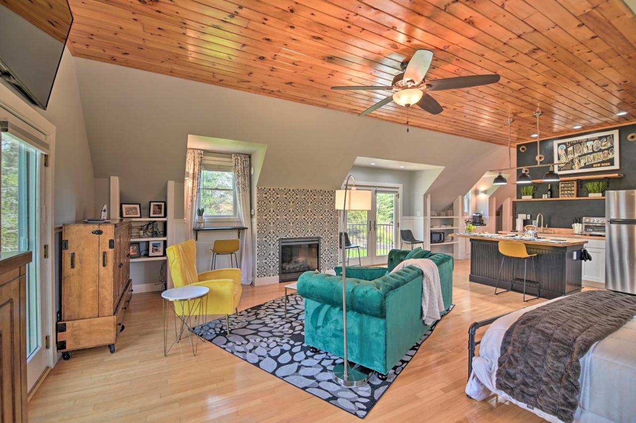 Stylish Studio With Fireplace About 3 Mi From Dtwn! Saratoga Springs Exterior foto