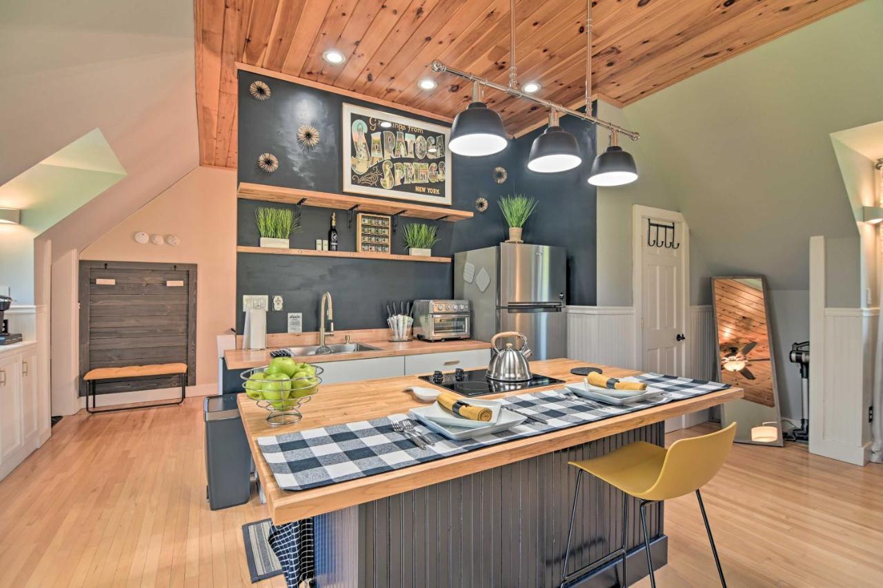 Stylish Studio With Fireplace About 3 Mi From Dtwn! Saratoga Springs Exterior foto